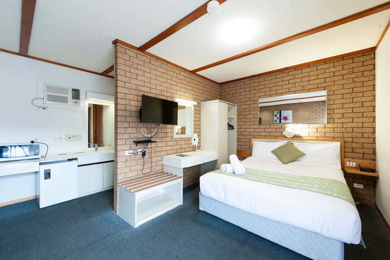 Country Home Motor Inn, 11 Wyndham Street Shepparton VIC 3630 - Image 2