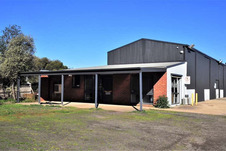 198 Strickland Road Strathdale VIC 3550 - Image 2