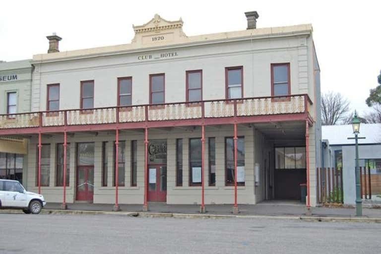 The Club Hotel, 34 Fraser Street Clunes VIC 3370 - Image 2