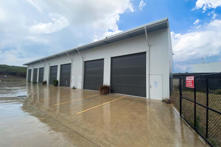 1/6A Commerce Close Taylors Beach NSW 2316 - Image 1