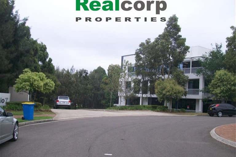 10/5-7 Inglewood Place Baulkham Hills NSW 2153 - Image 2