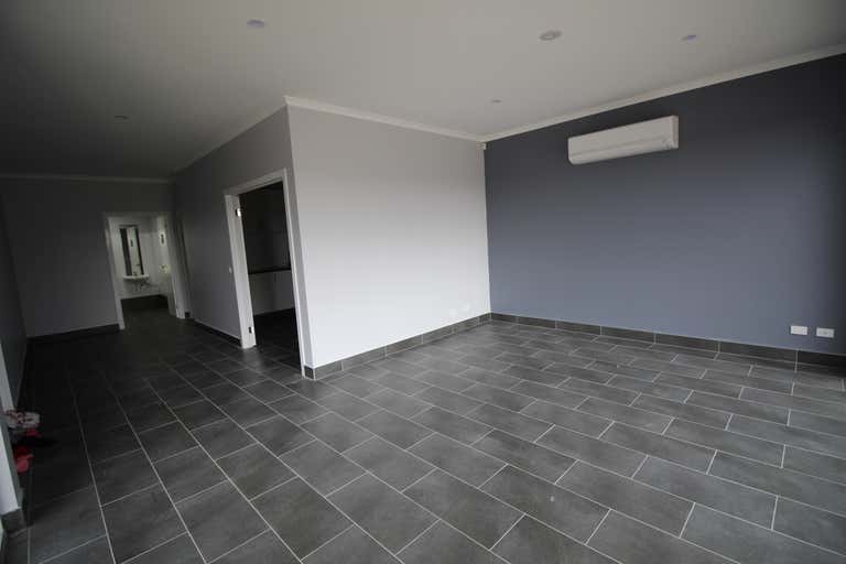 3/23-25 Malcolm Place Campbellfield VIC 3061 - Image 3