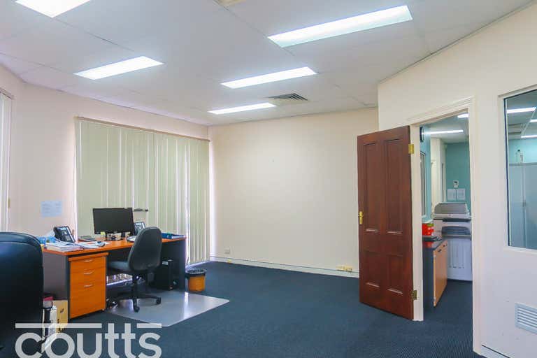 33 - LEASED, 10 Gladstone Road Castle Hill NSW 2154 - Image 4