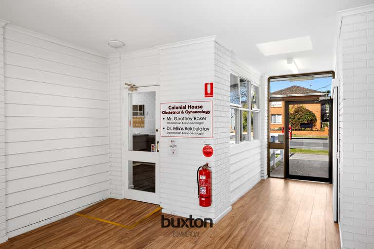 2/65-67 Beach Street Frankston VIC 3199 - Image 4