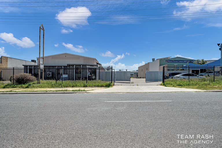 26 Furniss Road Landsdale WA 6065 - Image 2