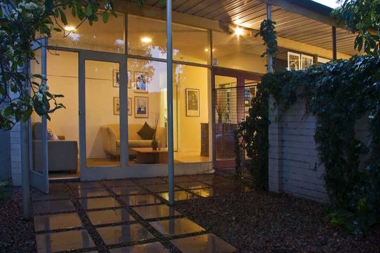 276 LaTrobe Terrace Geelong VIC 3220 - Image 2