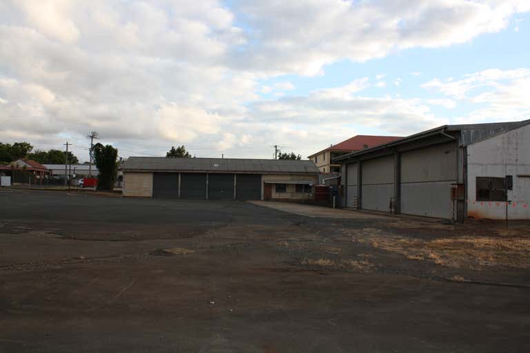 Old Waterskiers Warehouse, 91 - 93 Neil Street Toowoomba City QLD 4350 - Image 2