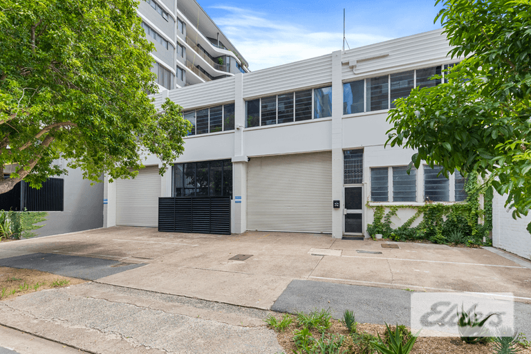32 Austin Street Newstead QLD 4006 - Image 2