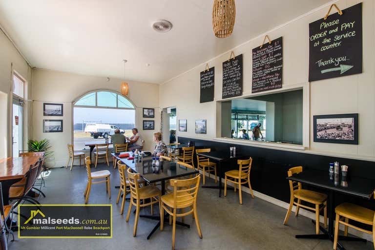 Periwinkles Cafe, 63 Sea Parade Port Macdonnell SA 5291 - Image 4