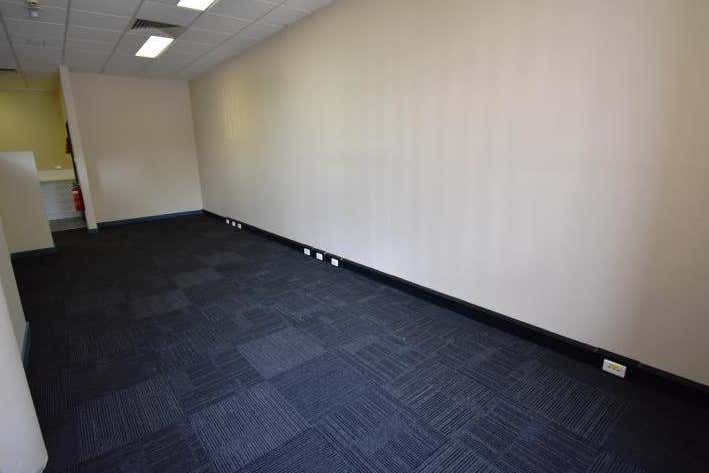 Ground Floor Suite 31, 4 Ravenshaw Street Newcastle West NSW 2302 - Image 4