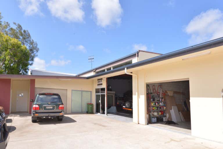 Unit 3/14 Project Avenue Noosaville QLD 4566 - Image 1