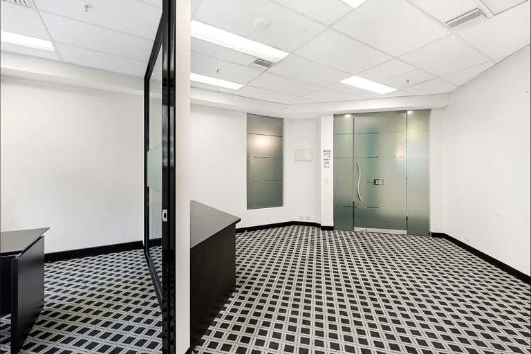 128/1 Queens Road Melbourne VIC 3000 - Image 1