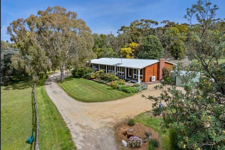 Countrywide Cottages, 1205 Winchelsea-Deans Marsh Road Winchelsea South VIC 3241 - Image 2