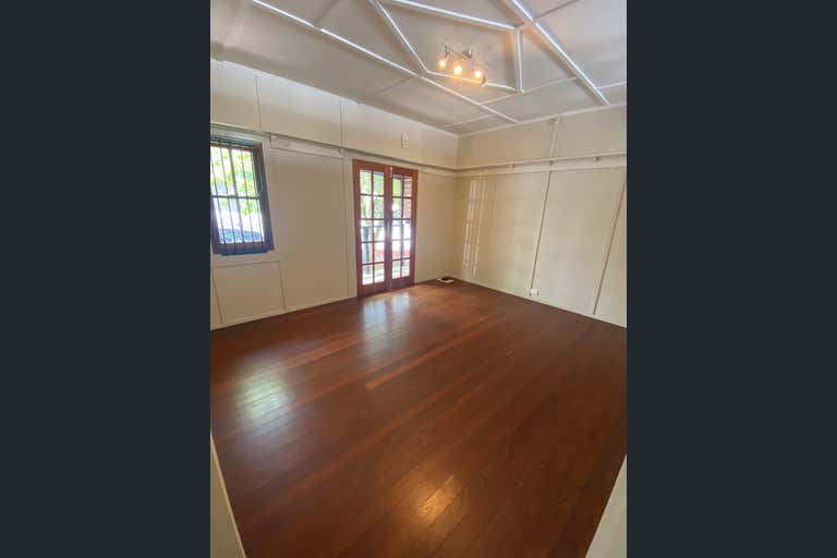 2/2 Little Main Street Palmwoods QLD 4555 - Image 2