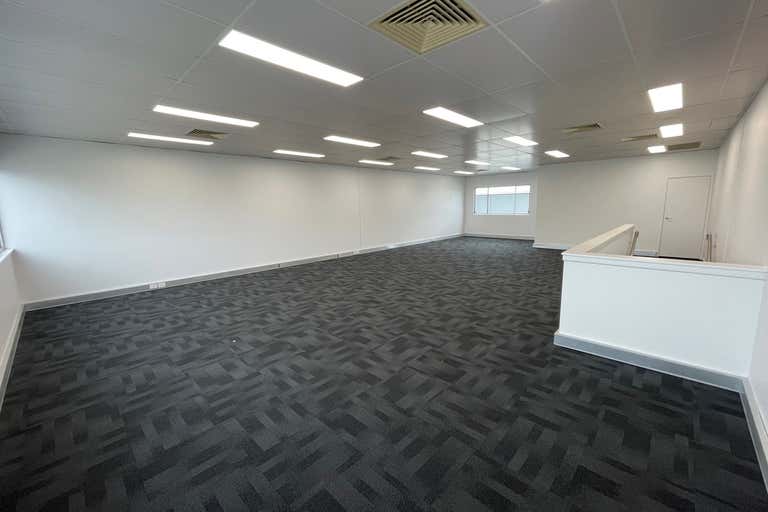 7B/24-28 Corporation Circuit Tweed Heads South NSW 2486 - Image 4