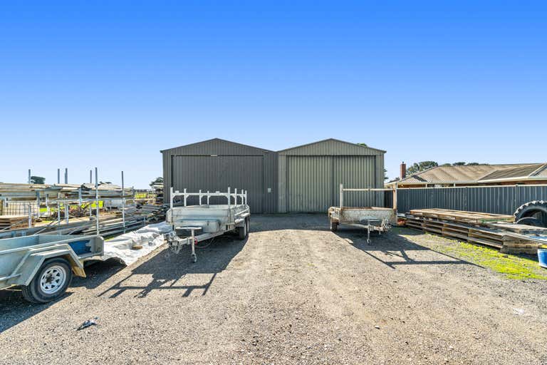 215 Lower Heart Road Sale VIC 3850 - Image 1