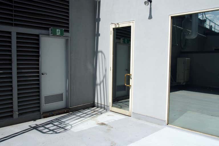 Unit 703, 434 St Kilda Rd Melbourne VIC 3004 - Image 4