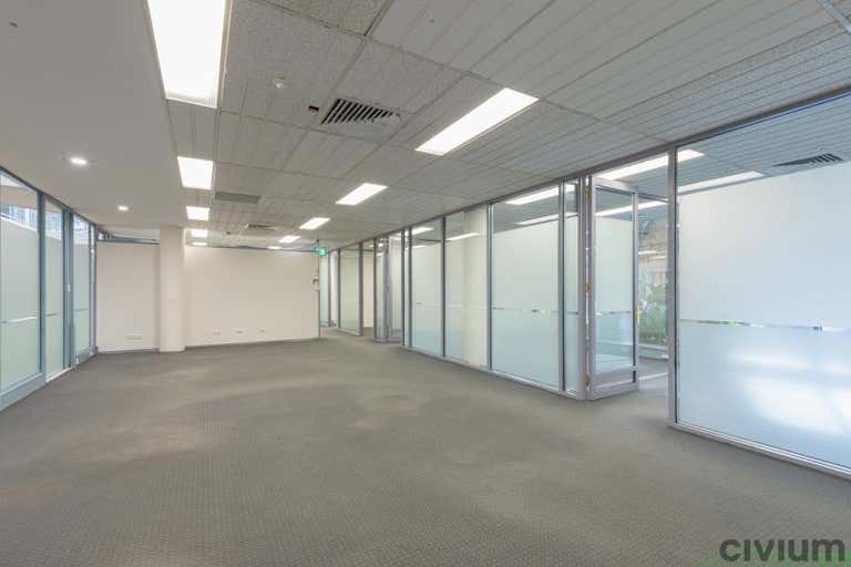 32 Thesiger Court Deakin ACT 2600 - Image 3