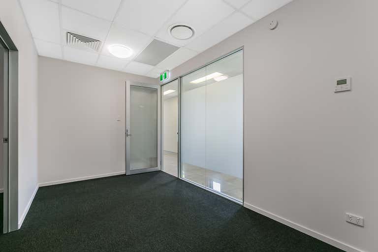 7A/5 McLennan Crt North Lakes QLD 4509 - Image 3