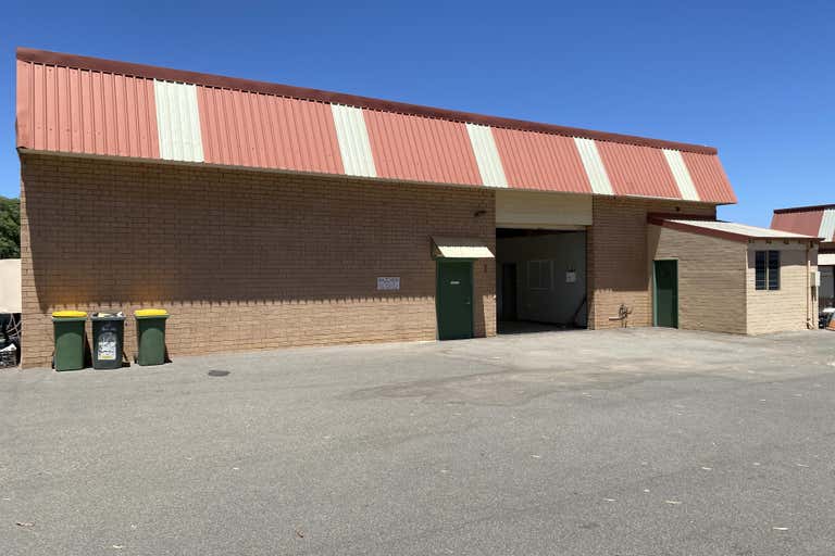 1/12 Keates Road Armadale WA 6112 - Image 1