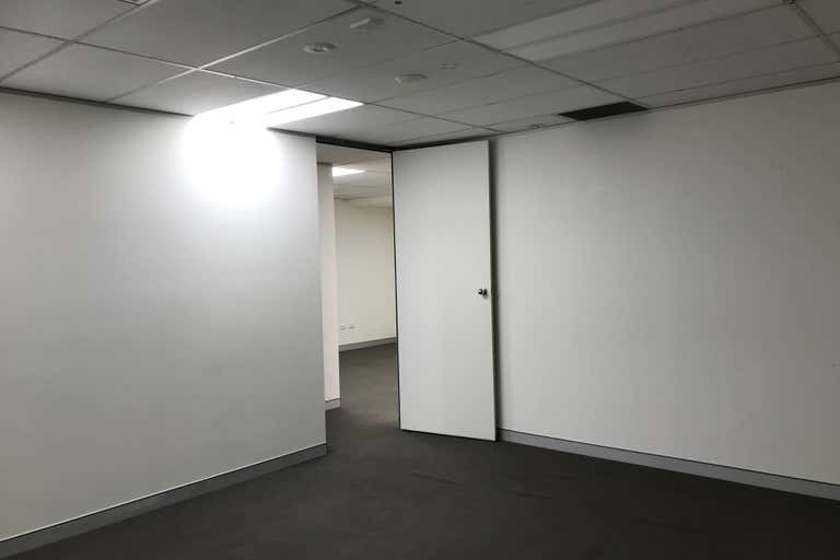 Suite 5, Level 4, 171 Bigge Street Liverpool NSW 2170 - Image 4