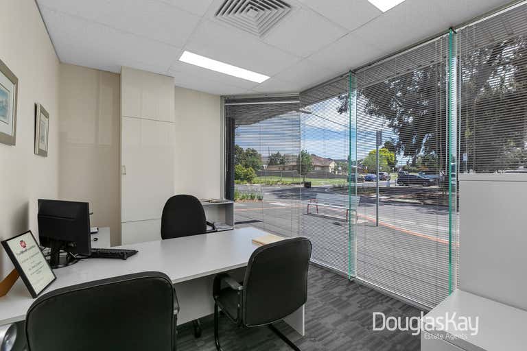 7 Elaine Street St Albans VIC 3021 - Image 4