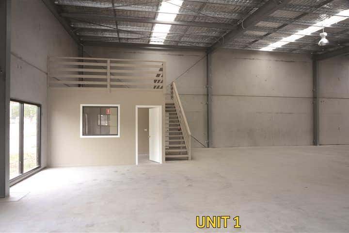 (Unit 1 & 1a)/11 Kyle Street Rutherford NSW 2320 - Image 3