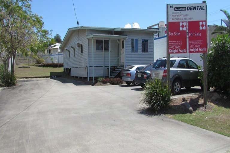 19 Dawson Road Gladstone Central QLD 4680 - Image 1