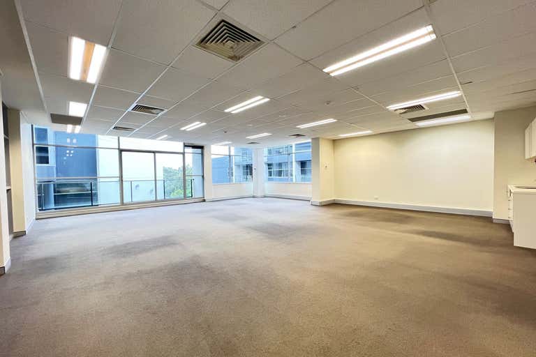 Quattro Corporate Centre, 4205/4 Daydream Street Warriewood NSW 2102 - Image 2