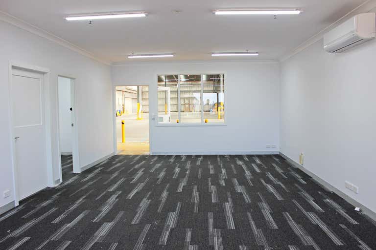 Unit B, 25 Paramount Road, West Footscray, VIC 3012 Industrial