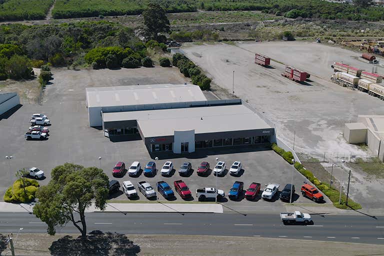 422 Albany Highway Orana WA 6330 - Image 3