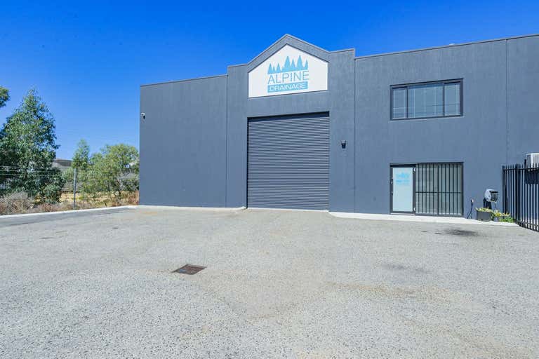 8A Rowe Street Malaga WA 6090 - Image 2