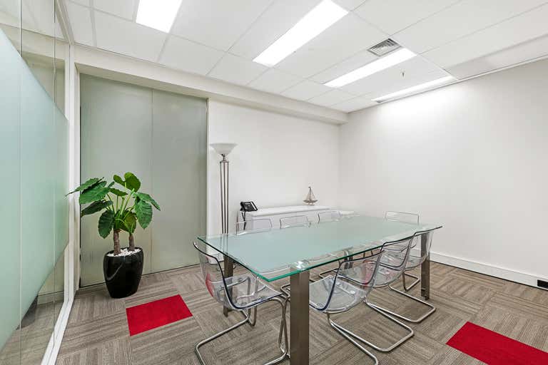 802/530 Little Collins Street Melbourne VIC 3000 - Image 3