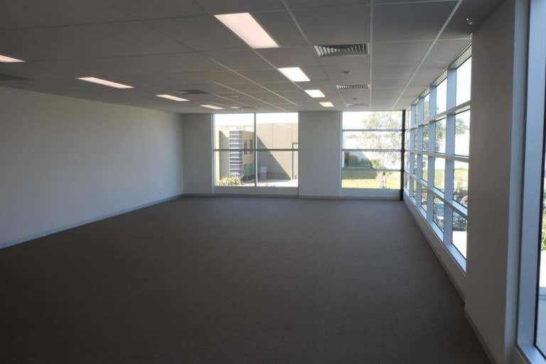 38 Cyber Loop Dandenong VIC 3175 - Image 2