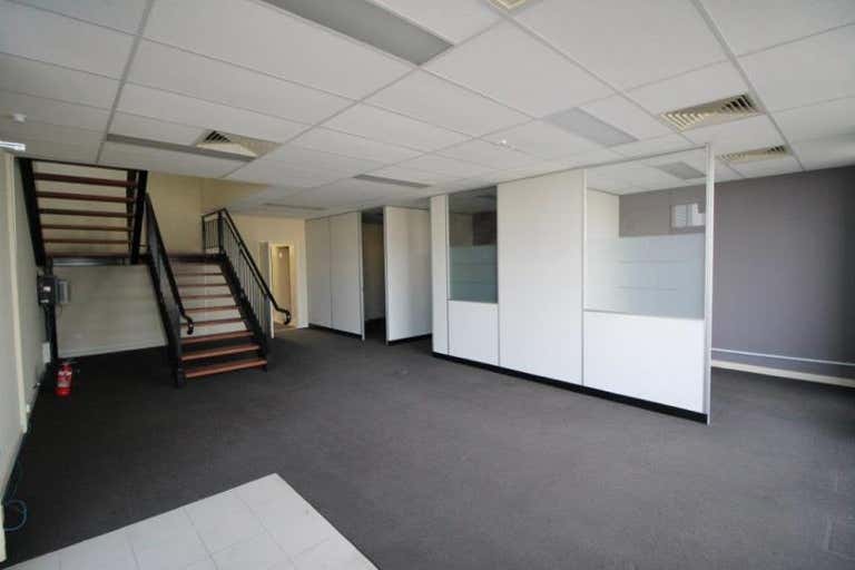 Unit 4, 13-15 Kevlar Close Braeside VIC 3195 - Image 3