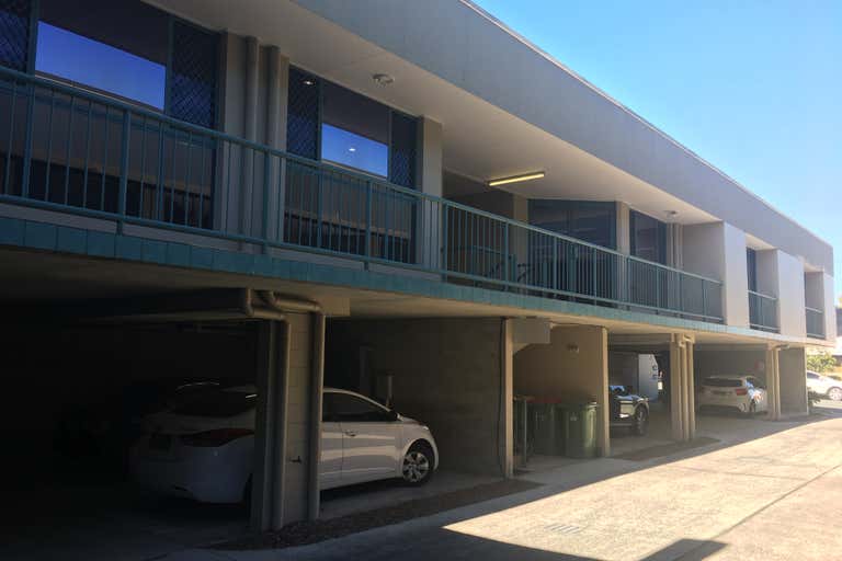 3 Glenelg Avenue Mermaid Beach QLD 4218 - Image 2