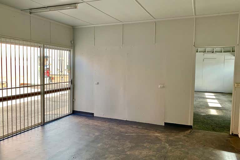 Unit 4, 119 City Road Beenleigh QLD 4207 - Image 2