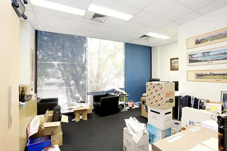 Suite 3, 67 Palmerston Crescent South Melbourne VIC 3205 - Image 4