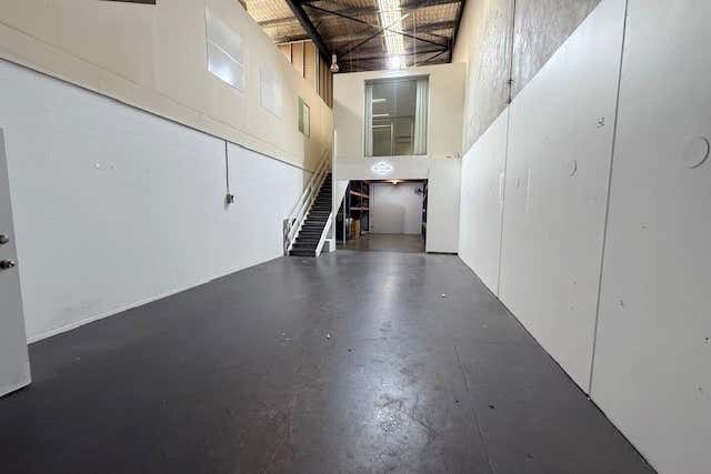 5B/205 Port Hacking Road Miranda NSW 2228 - Image 2