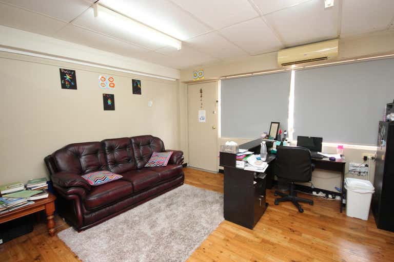 Suite 7a, 203 Kings Road Pimlico QLD 4812 - Image 4