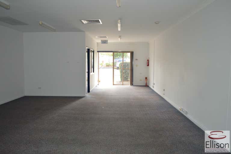 1/51 Cinderella Drive Springwood QLD 4127 - Image 1