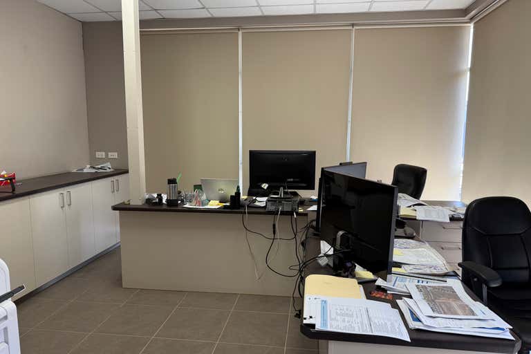 2/6 Gallipoli Street Smeaton Grange NSW 2567 - Image 4