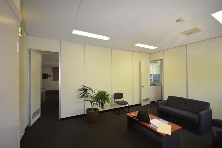 Level 2, 424 William Street West Melbourne VIC 3003 - Image 3