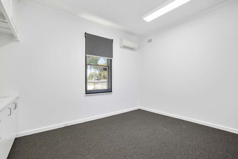 60 Cranbourne Road Frankston VIC 3199 - Image 3