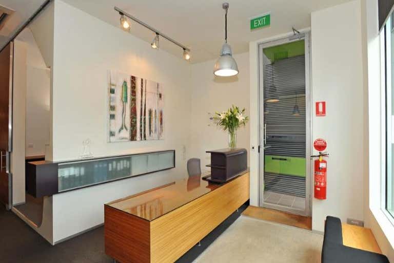 52 Lothian Street North Melbourne VIC 3051 - Image 2