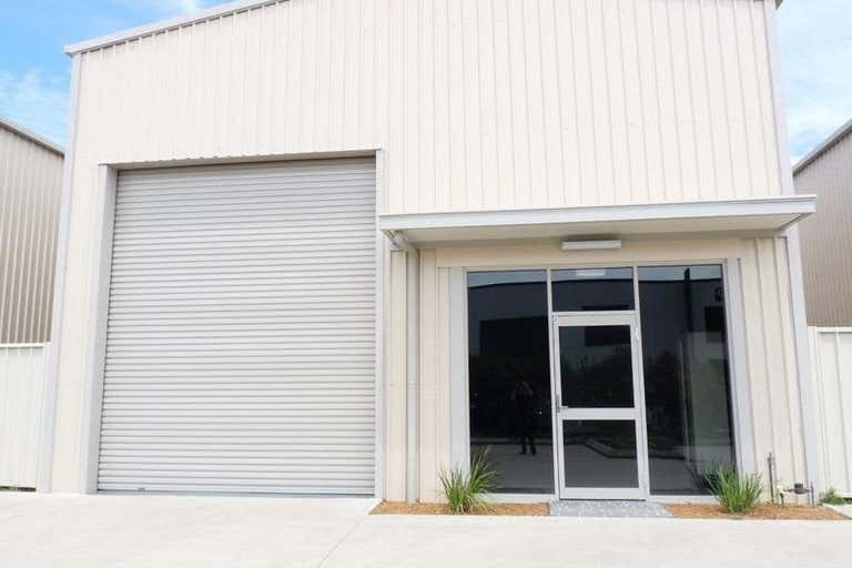 Unit 2, 8 Amsterdam Circuit Wyong NSW 2259 - Image 1