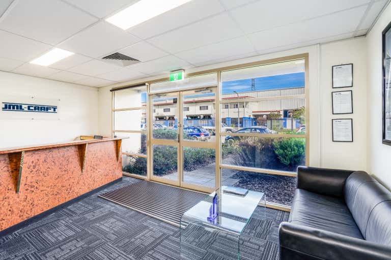 Unit 3, 2 Frost Drive Mayfield West NSW 2304 - Image 2