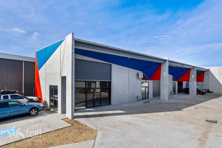 7/6 Kyeema Place Cambridge TAS 7170 - Image 2