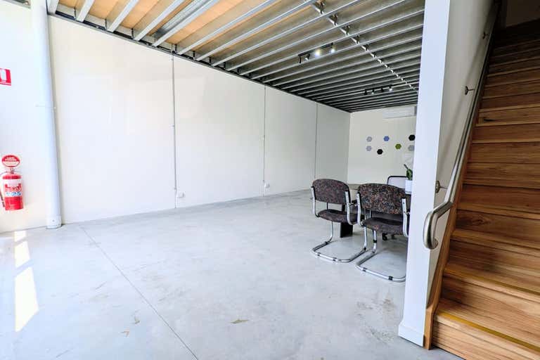 4 Pickett Drive Altona North VIC 3025 - Image 3