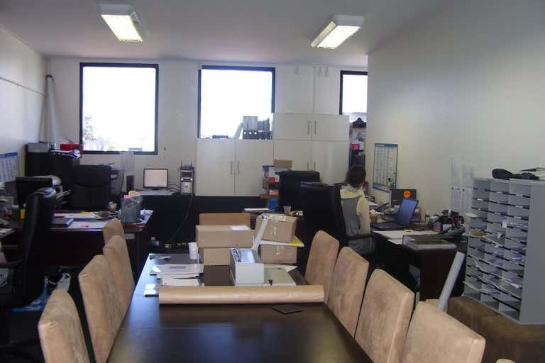 Cullen Ave Business Park, unit 17, 300 CULLEN AVE Eagle Farm QLD 4009 - Image 2